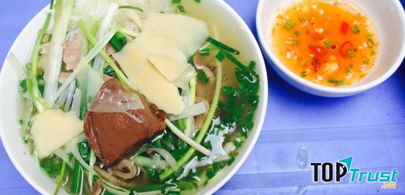 Bún Ngan & Phở Gà - Thanh Hằng