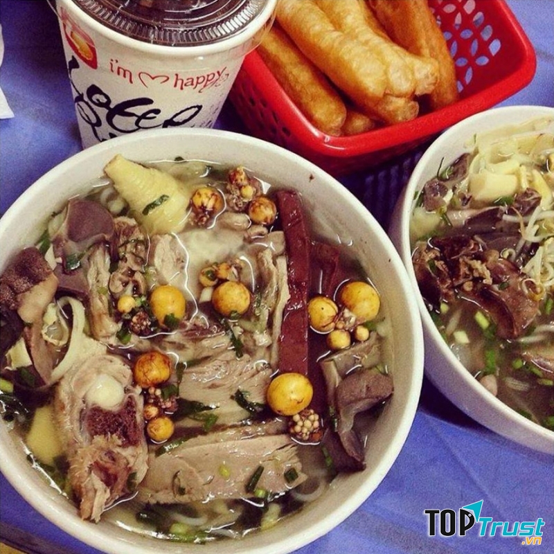 Bún Ngan Chùa Hà - Số 10 Chùa Hà, Cầu Giấy