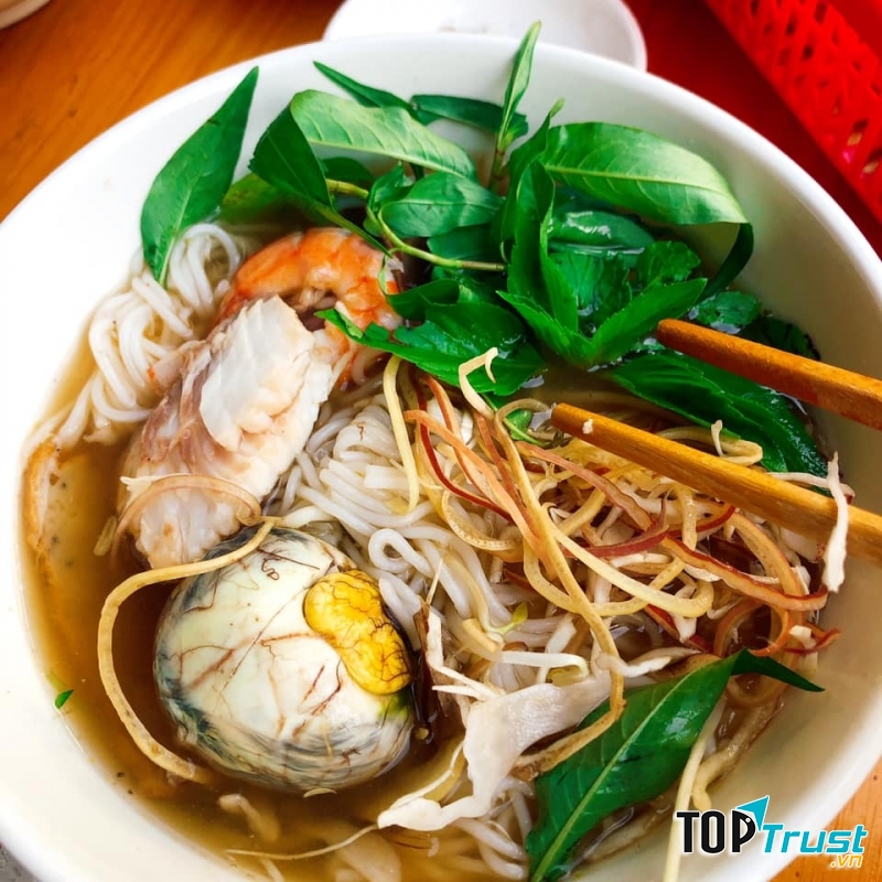 Bún nước lèo An Tâm