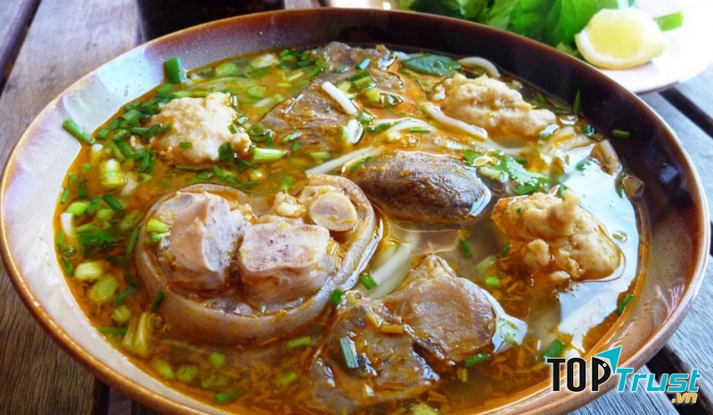 Bún phở cô Khánh