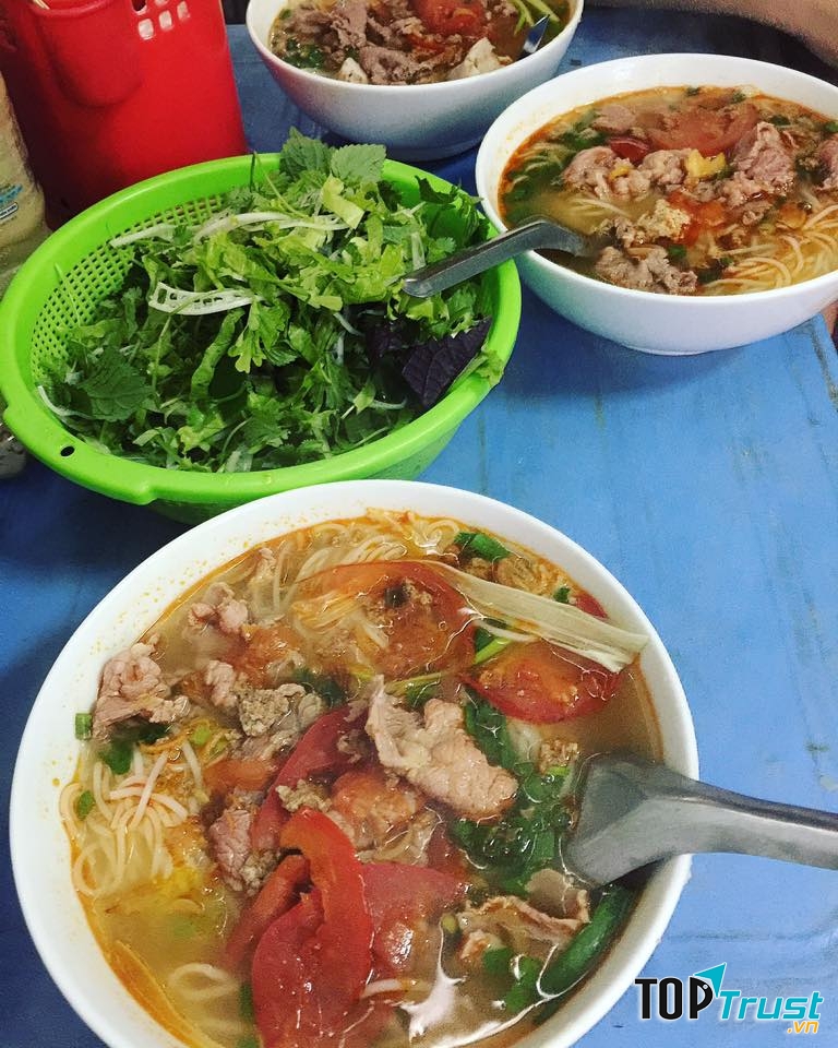 Bún riêu Hàng Lược