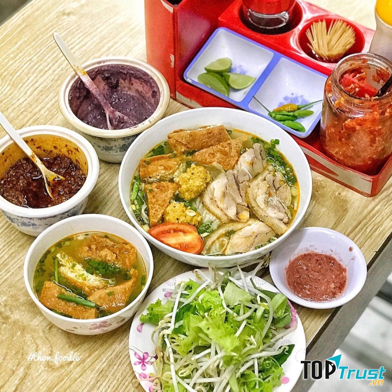 Món ăn hấp dẫn