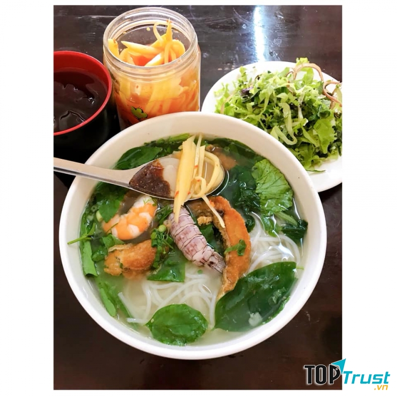 Bún riêu cá Trường Sa