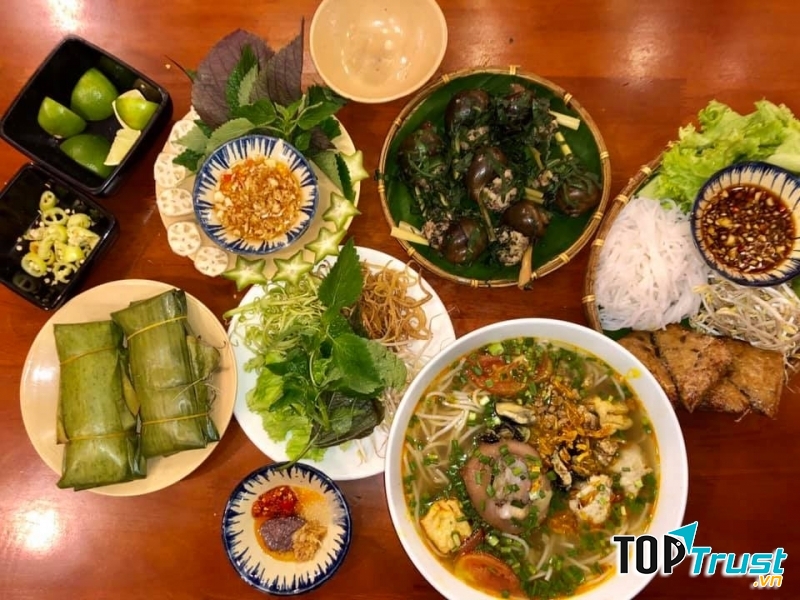 Về chất lượng, nước dùng chuẩn vị cua, ít mỡ ít dầu ăn rất thanh vị nhưng không hề nhạt nhẽo chút nào