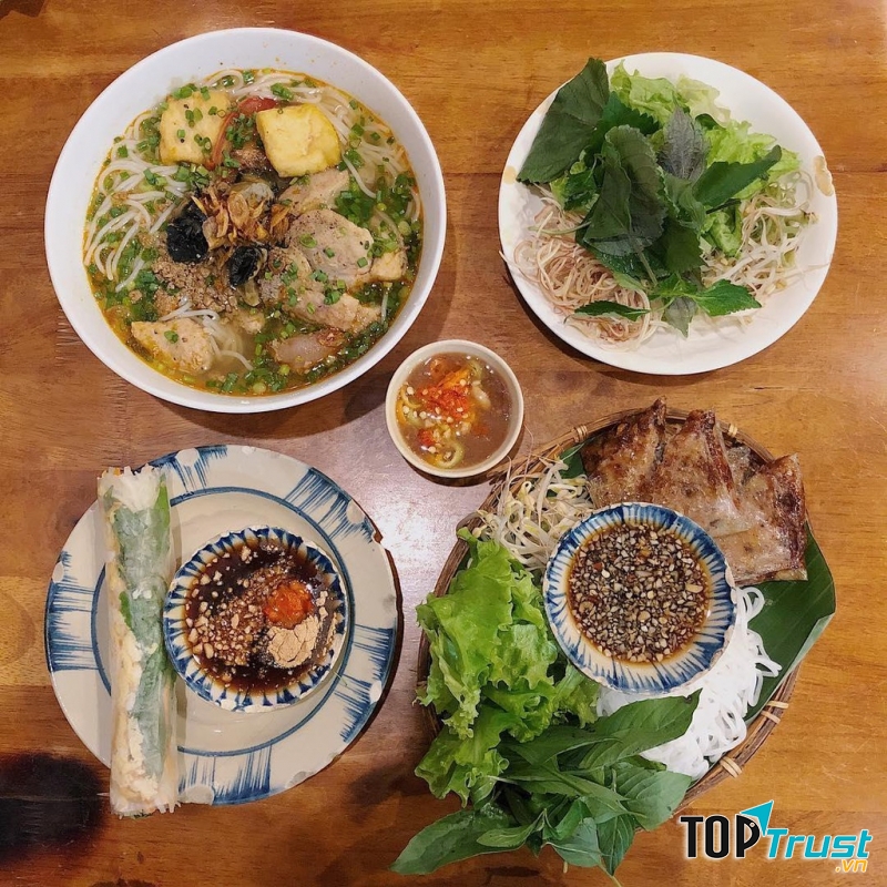 Bún riêu nhà