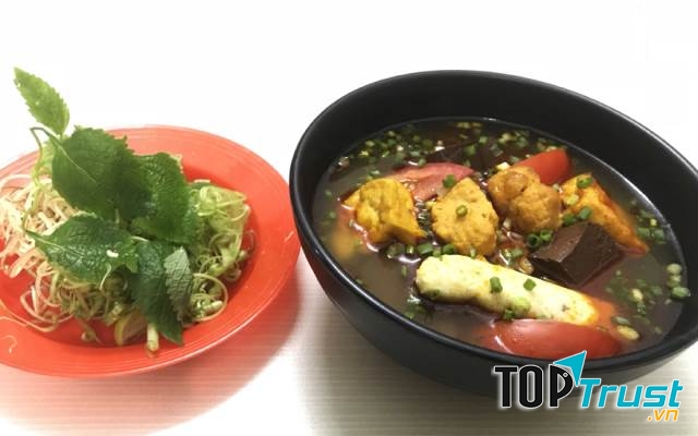 ﻿Cà chua và đậu hủ thấm vị