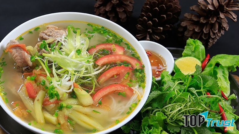 Bún sườn chua nhiều chất dinh dưỡng