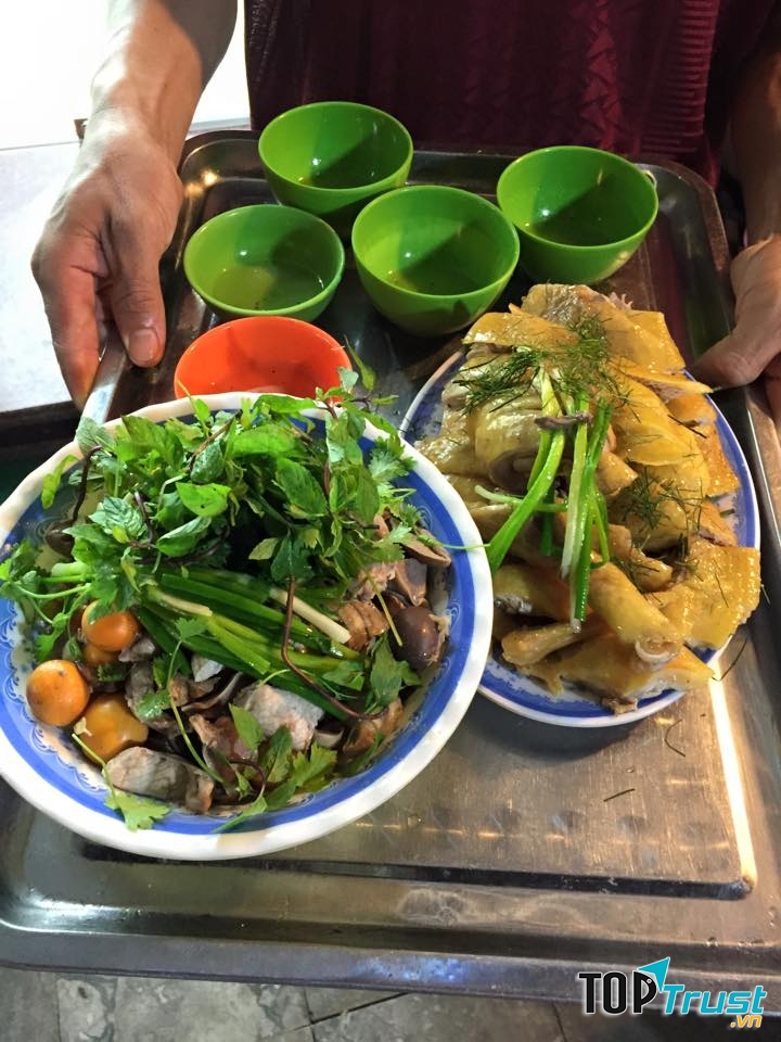 Bún thang Bà Đức