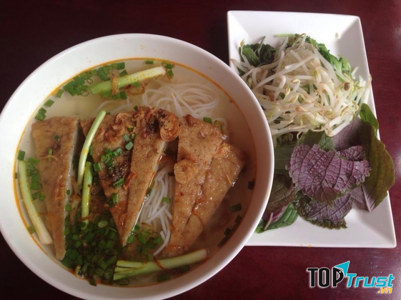 Bún chả cá