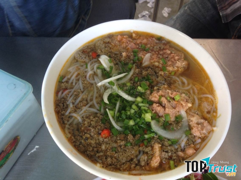 Bún riêu_ Quán bún Thùy