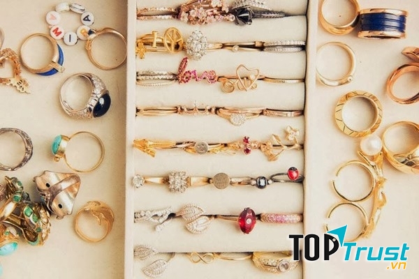 Buôn bán phụ kiện thời trang