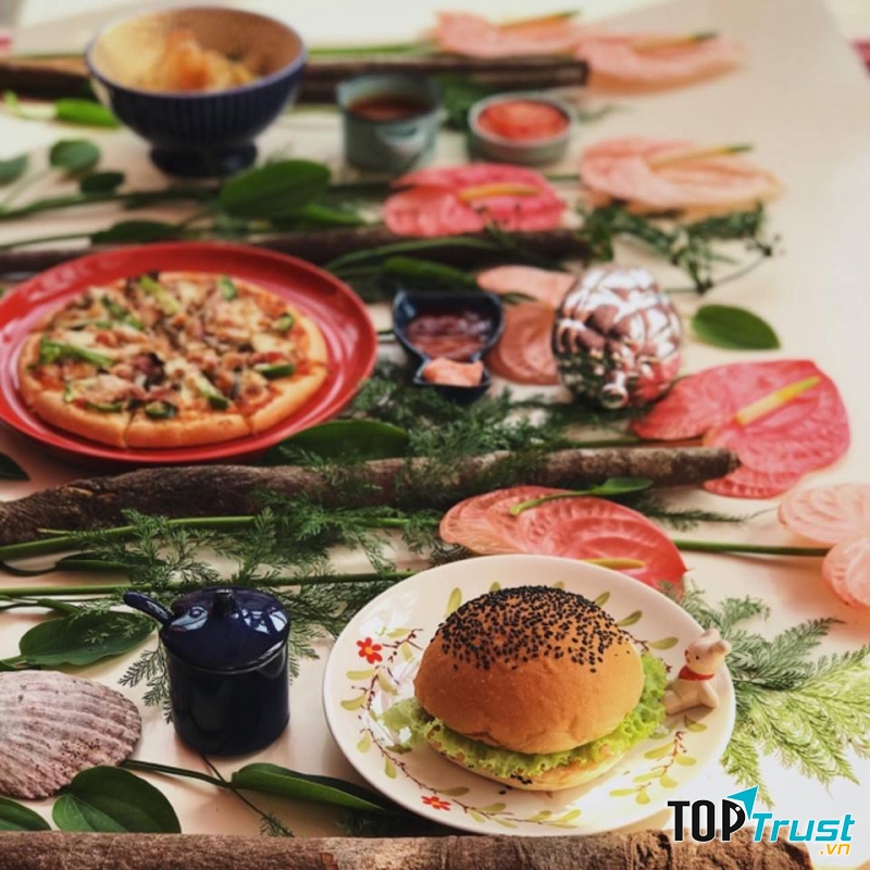 Cửa hàng thức ăn nhanh Burger Tiện Lợi