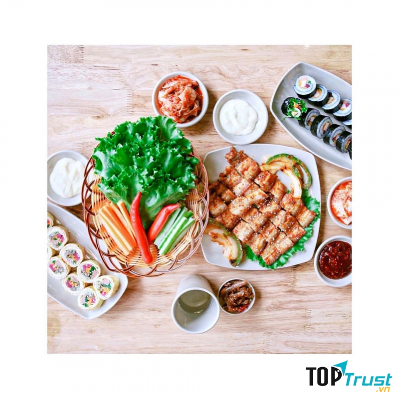 Busan Korean Food - Lê Văn Sỹ