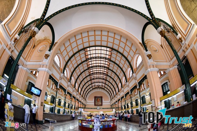 Toà nhà Bưu điện Sài Gòn