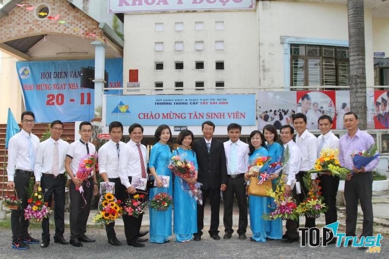 Bài phát biểu của giáo viên trong lễ khai giảng số 6