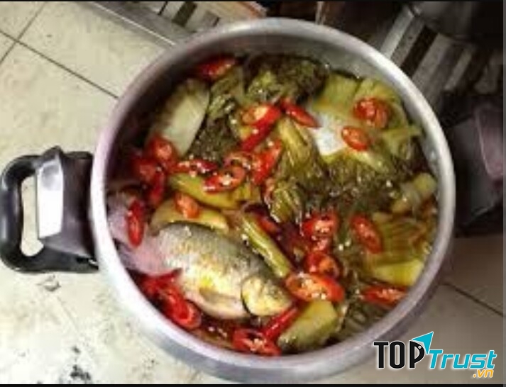 Cá diếc kho dưa