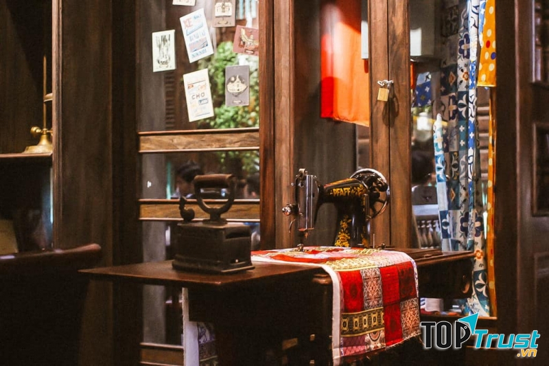 Cà Phê Cô Ba Đồng Khởi