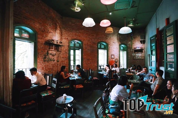 Cộng luôn đông khách nhưng không hề ồn ào