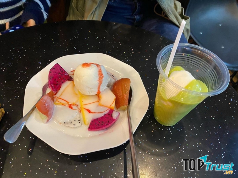 Cà Phê - Kem Việt Hưng