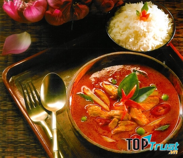 Cà ri Massaman Thái Lan