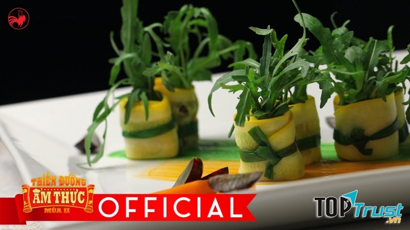 Cá thu cuộn xà lách rocket