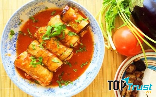 Cà tím cuộn sốt cà chua