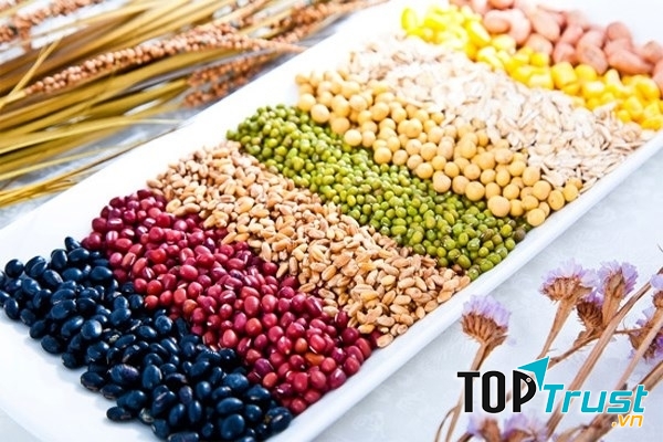 Các loại ngũ cốc nguyên hạt có chứa selen