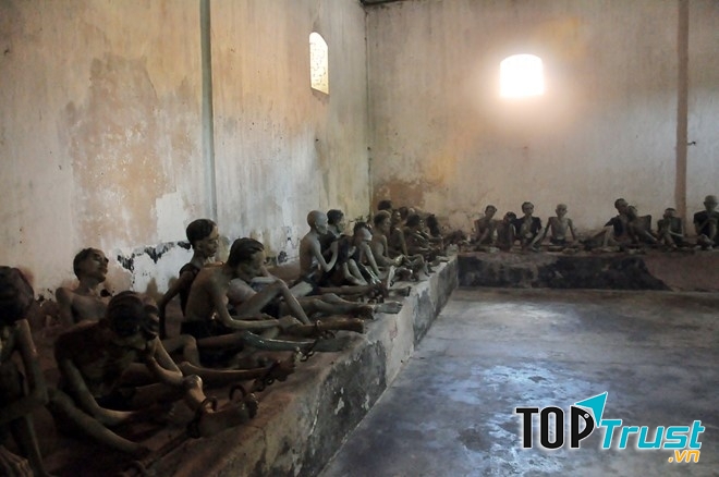 Các nhà tù Côn Đảo