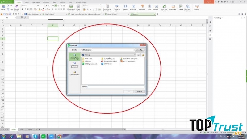 Nhấn tổ hợp phím Ctrl + K để chèn một liên kết