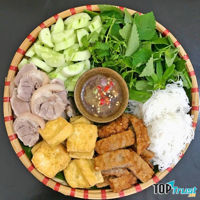 Bún đậu Bon Bon