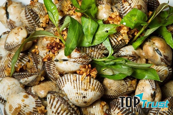 Sò huyết xào tỏi