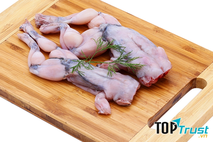 Cách làm thịt ếch sạch