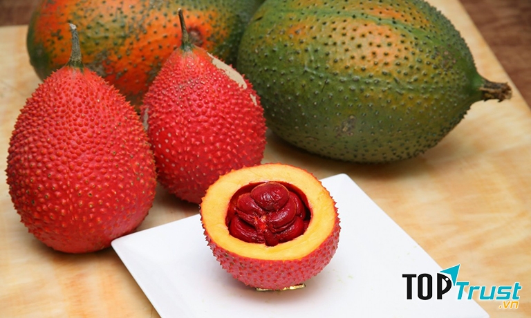 Cách trị rạn da bằng dầu gấc