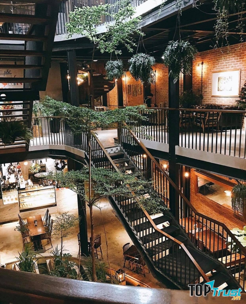 Không gần gũi những cũng không kém phần sang chảnh của Cafe 1986