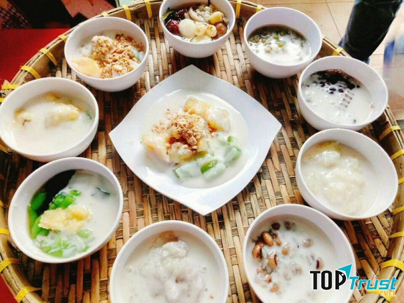 Quá nhiều sự lựa chọn cho quý khách khi quán phục vụ hơn 20 loại chè khác nhau.