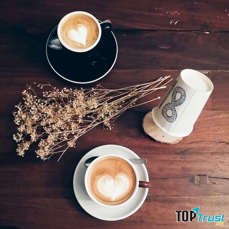 Bối cảnh được trang trí theo chủ đề thiên nhiên hoàn hảo