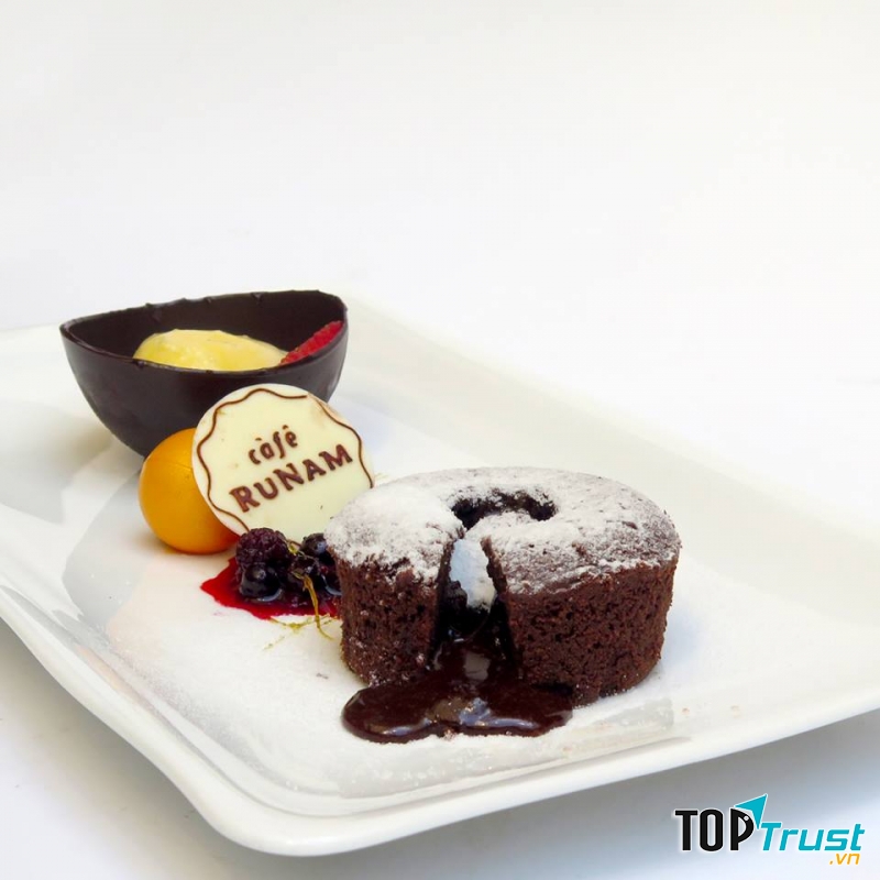 Lava Chocolate Cake tinh tế của RuNam