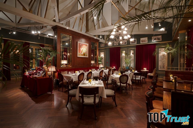 Phải nói là muốn đi một quán cafe đẹp sang chảnh ngay trung tâm quận nhất thì bạn nhất định phải đến địa điểm này