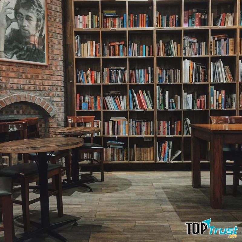 Cafe sách Tranquil - Tranquil Books and Coffe