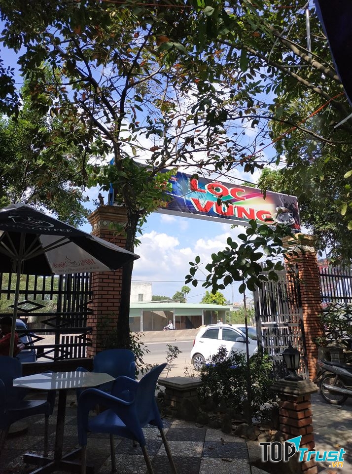 Cafe Sân Vườn Lộc Vừng