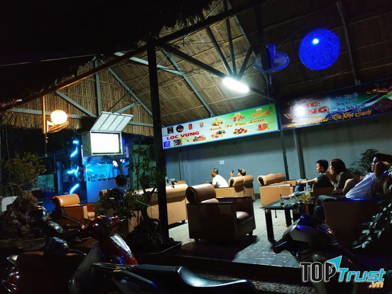 Cafe Sân Vườn Lộc Vừng