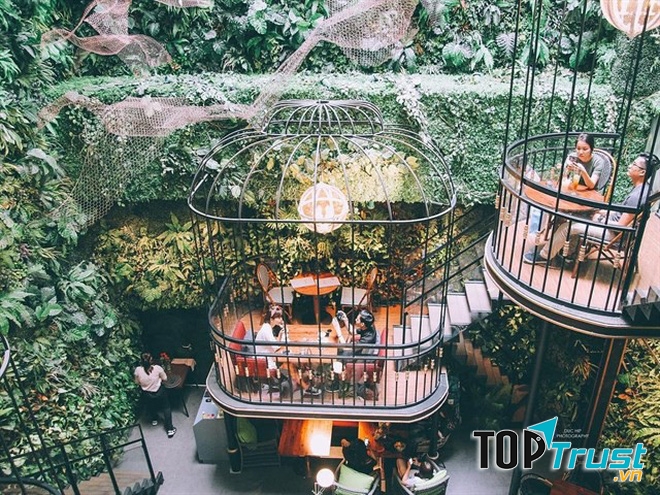 Café Terrace - Saigon Centre