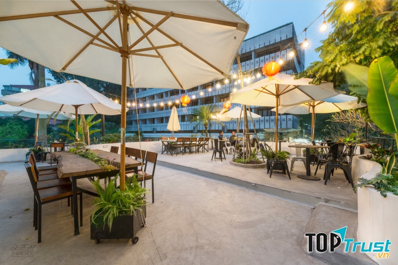 Cafe The Ylang Gardenista