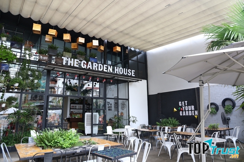 Cafe Vườn Ươm The Garden House Coffee