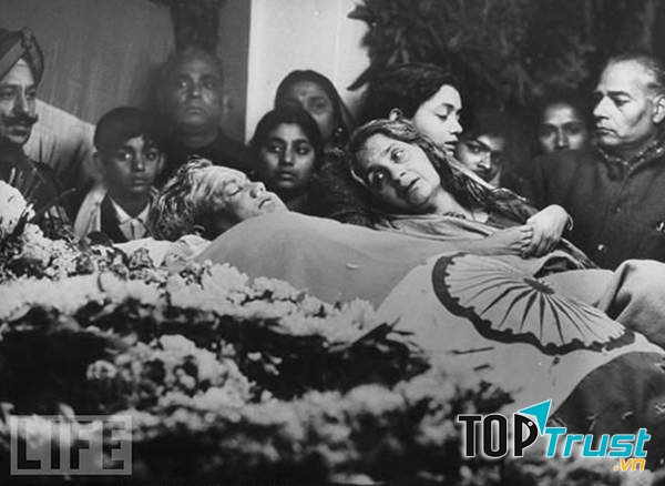 Mọi người xung quanh cái chết của  Lal Bahadur Shastri