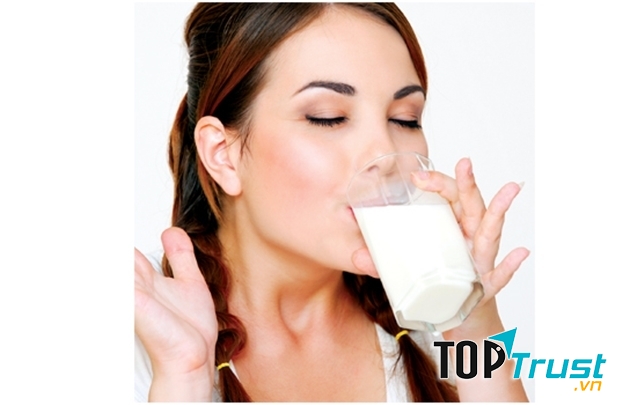 Đậu nành có chứa hợp chất  phytoestrogen  giúp tăng cường khả năng hấp thu canxi