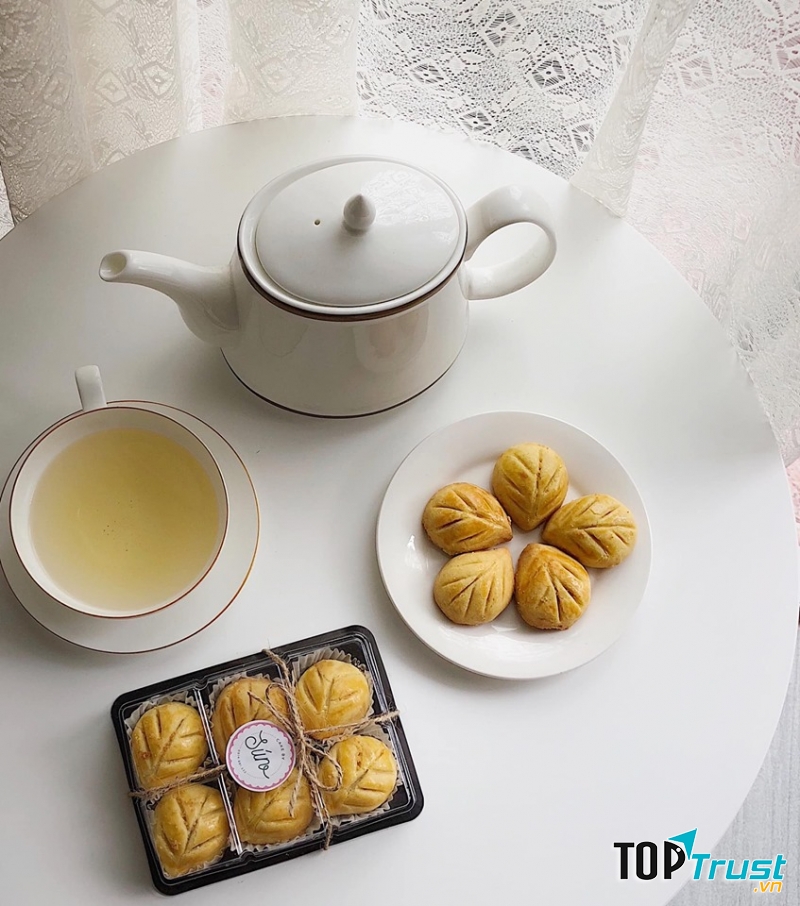 Tiệm nhà Sún có vô vàn những loại bánh khác nhau, bạn có thể ăn hoặc mang đi tặng đều vô cùng hợp lý