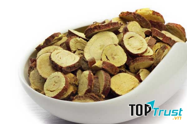 Cam thảo giúp trị ho có đờm cho bé hiệu quả