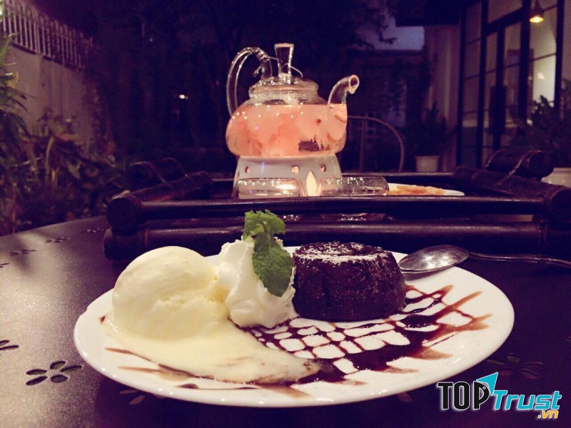 Camellia Tea & Coffee