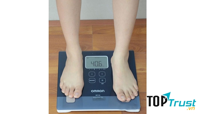 ﻿Cân sức khỏe điện tử phân tích Camry EF971-S38 cần thiết cho trẻ từ trên 6 tuổi